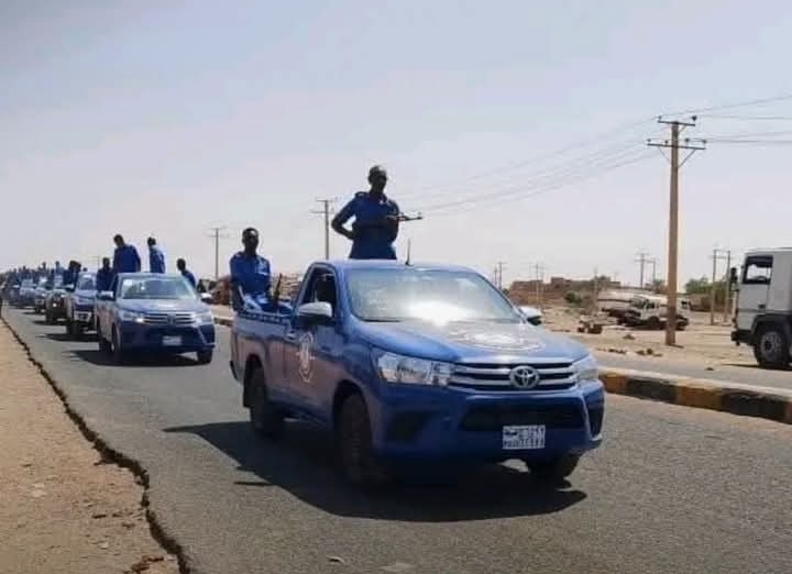 ضبط متهمين ينتحلون صفة القوات النظامية