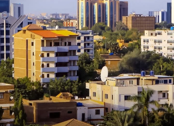 لجنة أمن الخرطوم توصي بتفعيل الفحص الأمني للموظفين العائدين إلى العمل بالمؤسسات