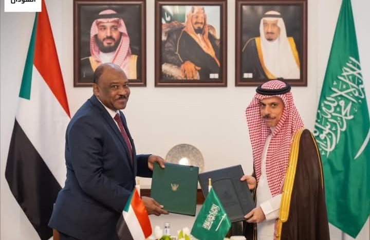 عاجل... وزير الخارجية السعودي ونظيره السوداني يوقعان وثيقة إنشاء مجلس التنسيق السعودي السوداني