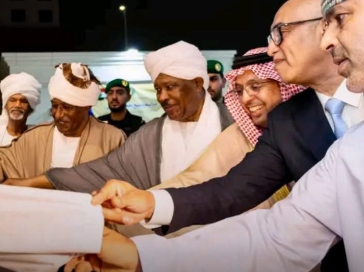 وضع حجر الأساس لمشروع تهيئة وتطوير المقر الجديد لقنصلية السودان بجدة